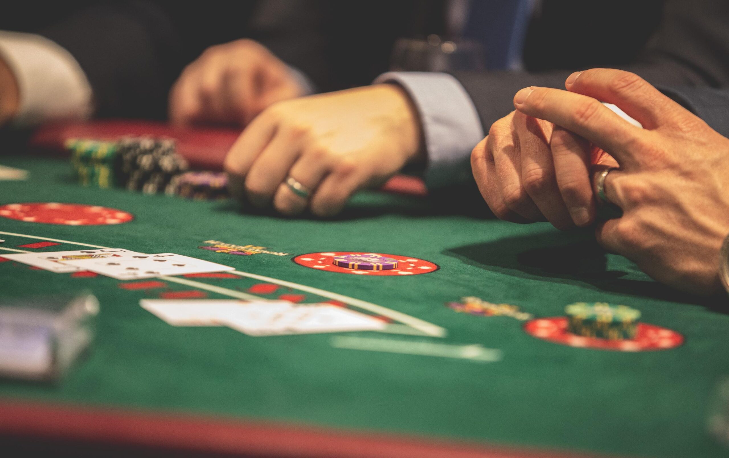 Casino Myths and Legends: Separating Fact from Fiction in the Gaming Industry