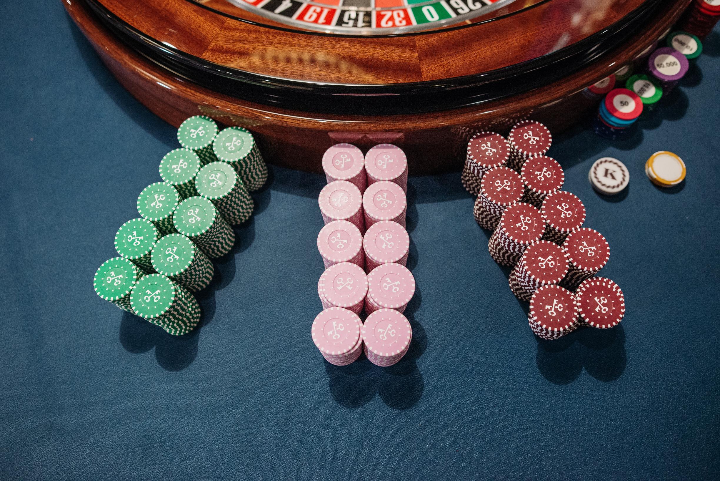 Exploring the Variations of Blackjack: Pontoon, Spanish 21, and more